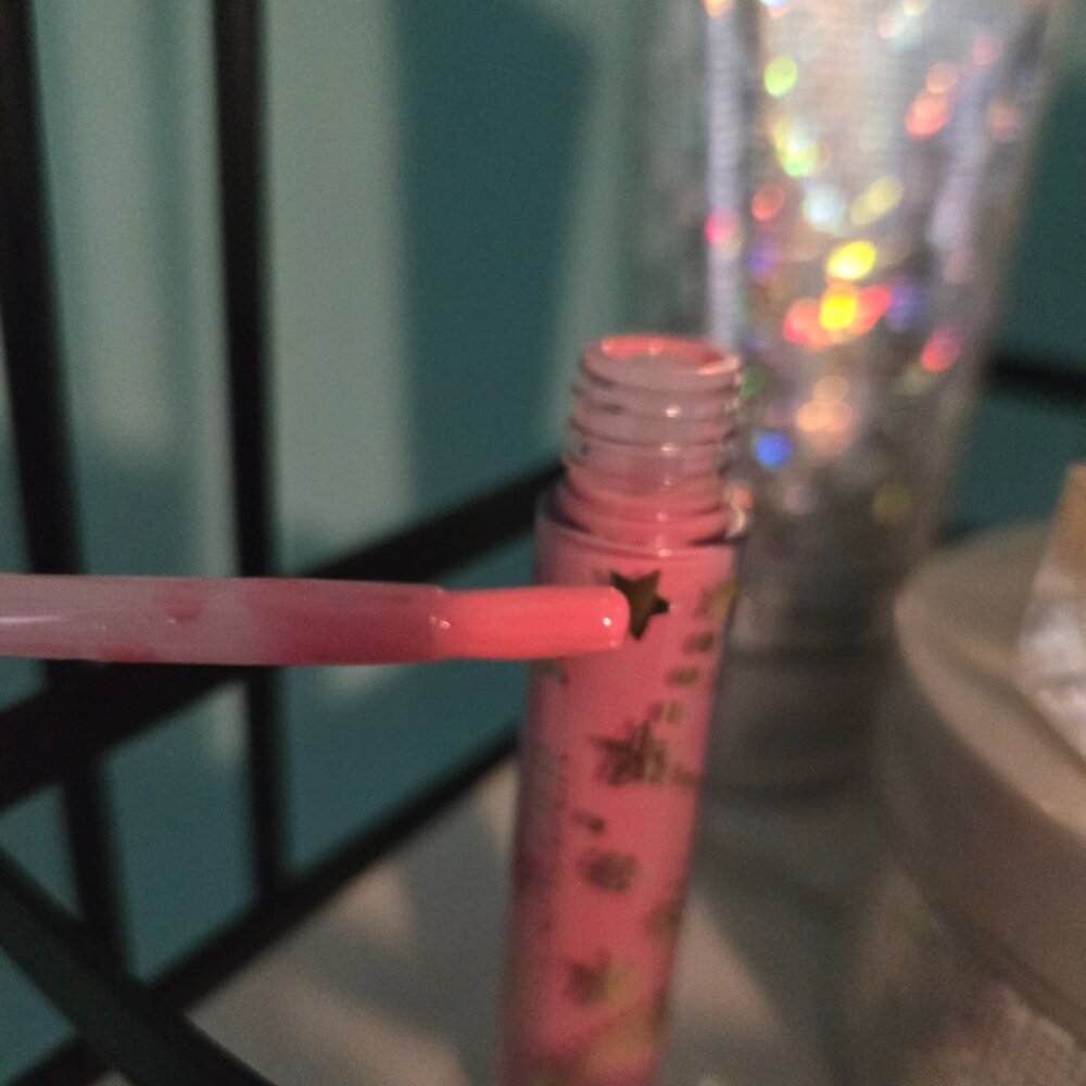 Esdee Lauder limited edition crystal pink lipgloss